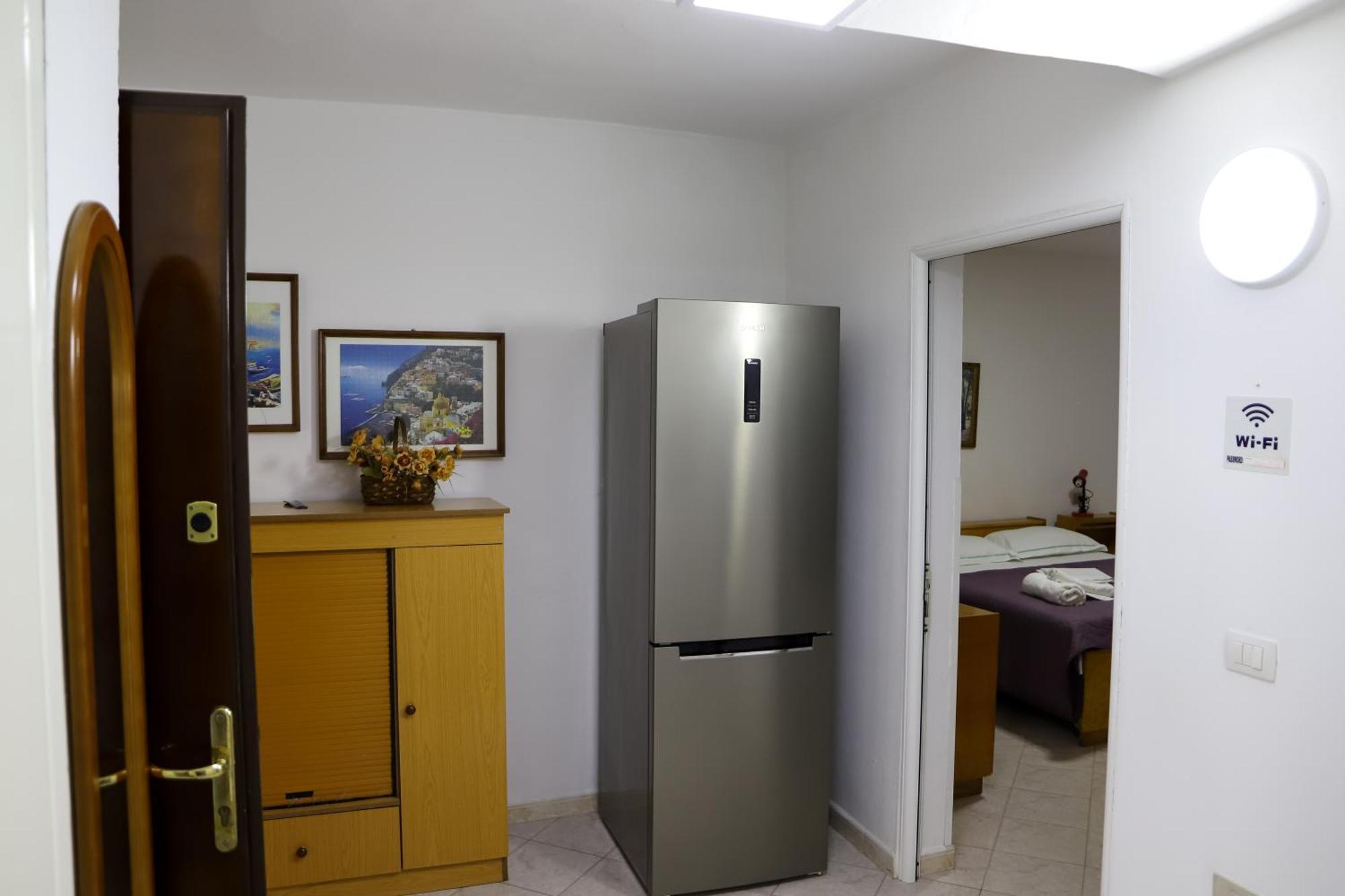 Lola'S Apartament Lägenhet Berat Exteriör bild